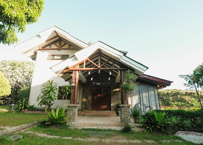 Adlawon Vacation Farm *